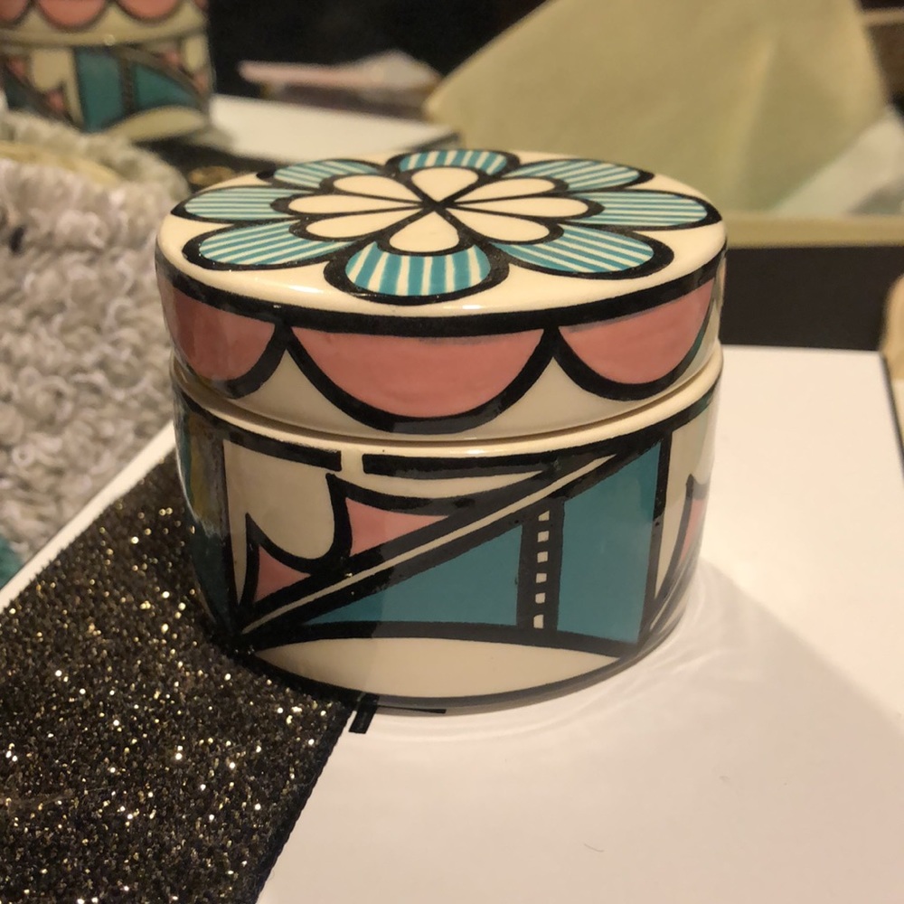 Native American Zuni Pueblo hand painted jewelry box. Zuni, New Mexico